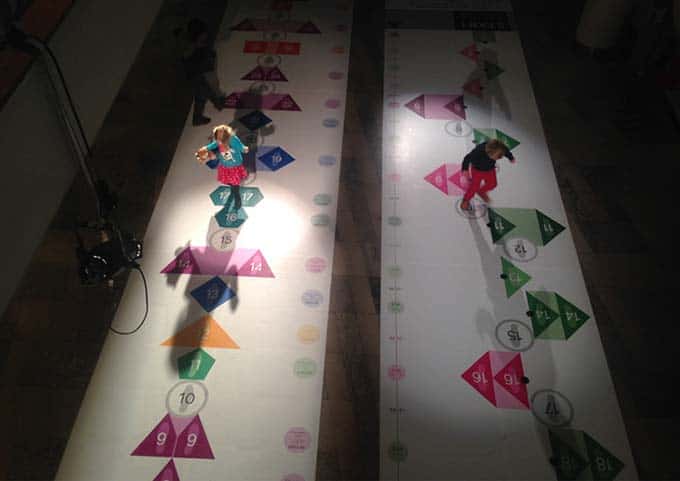 Stefanie Posavec on Material Data