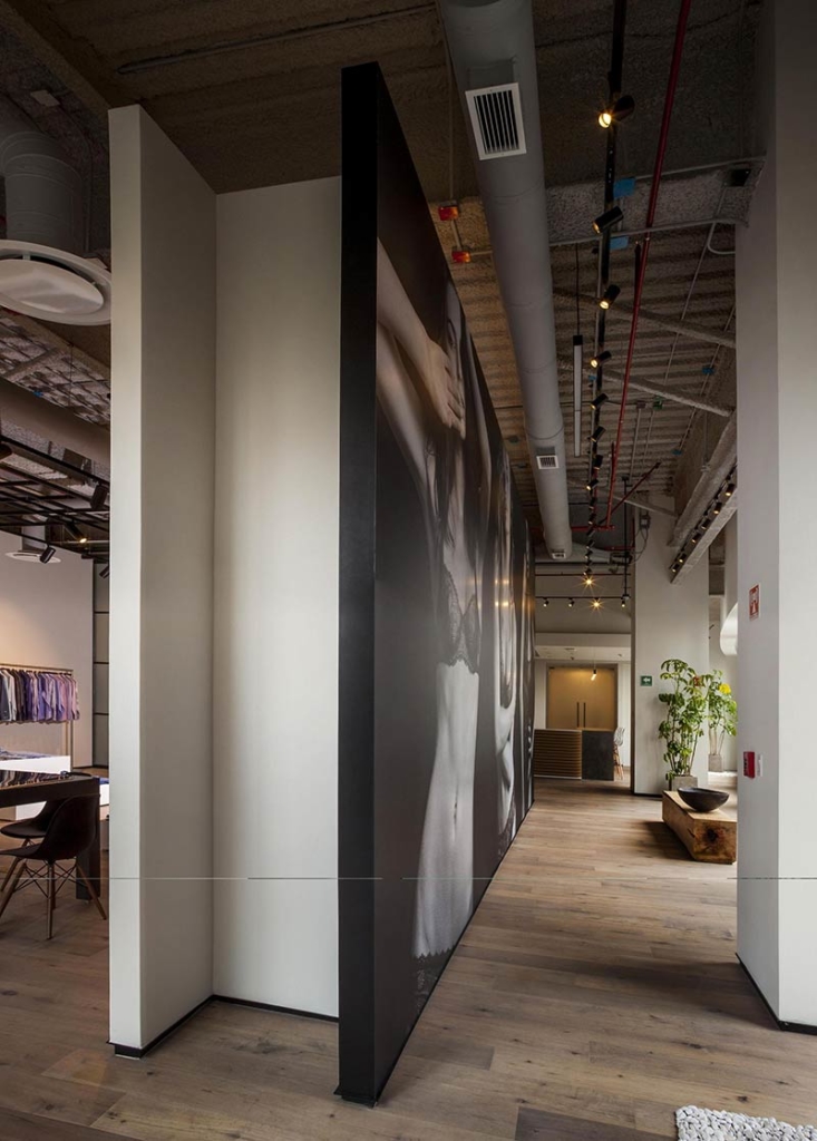 Calvin Klein Showroom in Mexico has ‘a box inside another box’