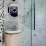 Mexico Hegel Street apartment by Arqmov Workshop