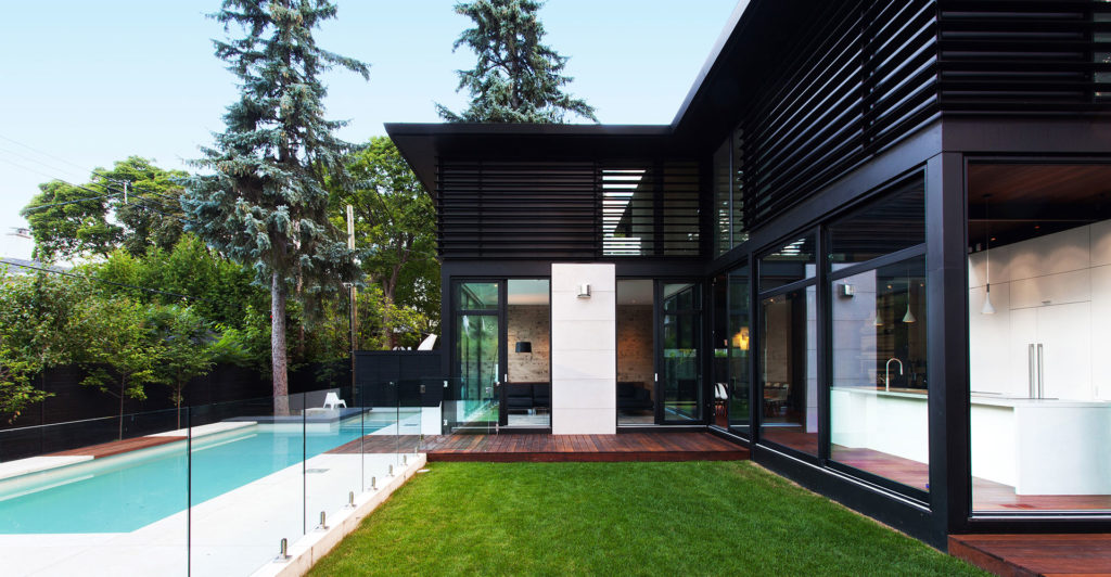 Coupée Croisée by YH2