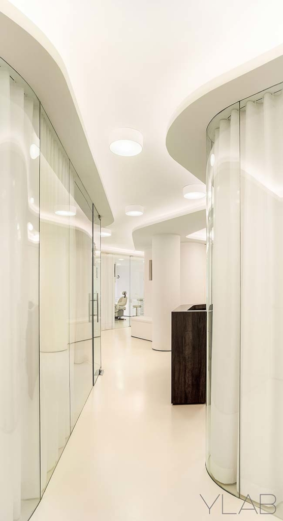 Vallès Dental Office by YLAB Architects