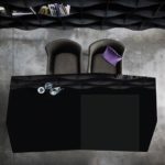 Quasimodo - A sculptural table with unprecedented dynamic styling