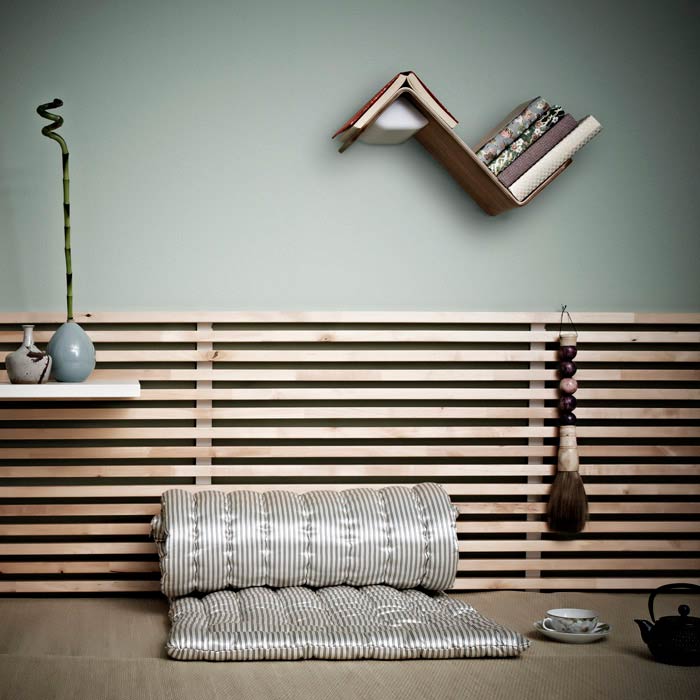 Say hi to LiliLite - the all-in one solution for reading in bed