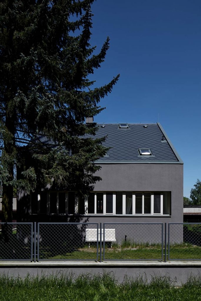 House by the forest by kaa-studio