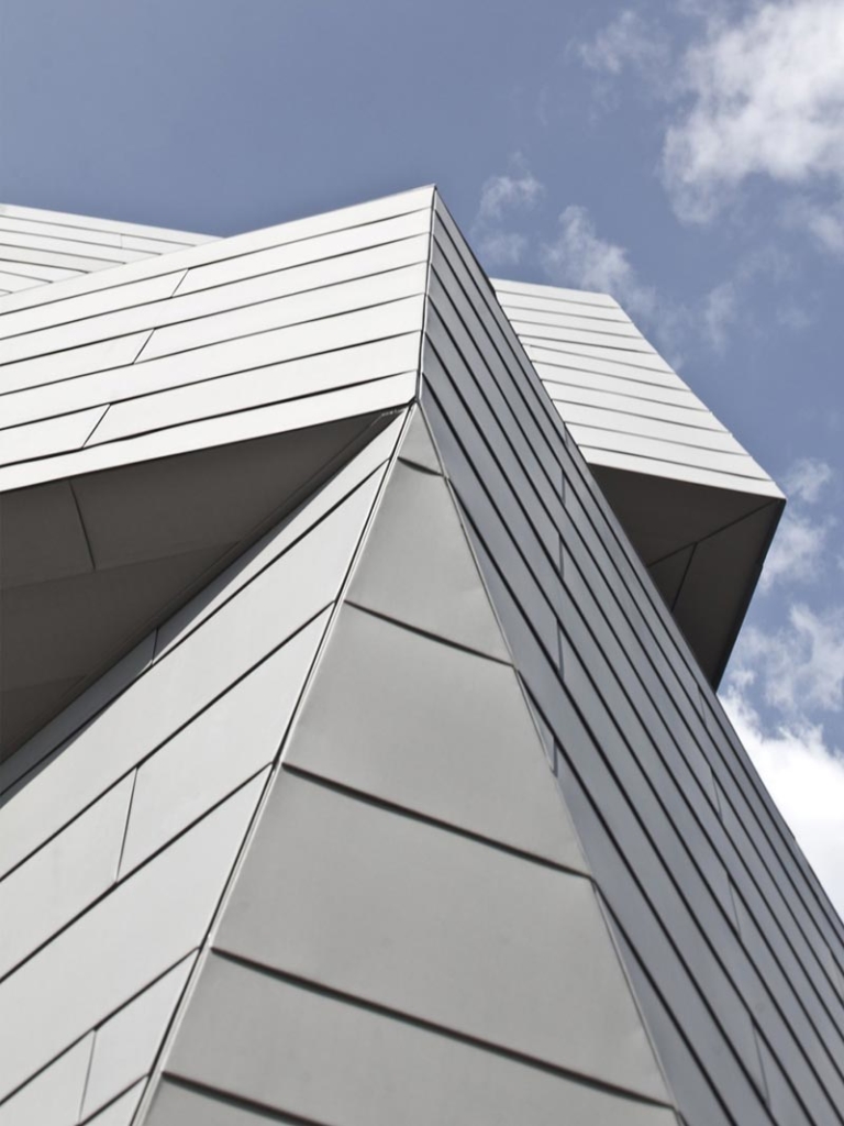 Gemma Observatory by Anmahian Winton Architects