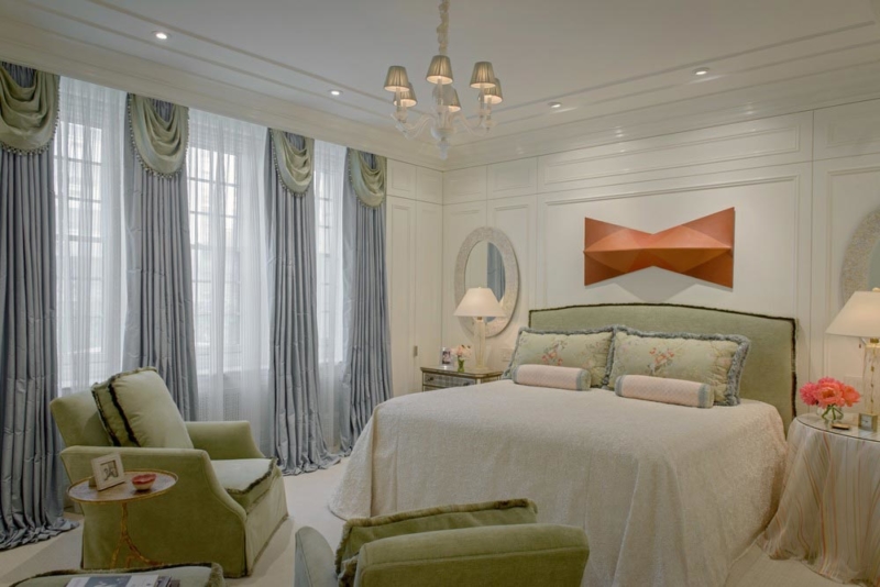 Manhattan Pre-War Apartment Renovation With Colorful Latin American Flair