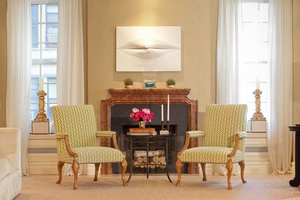 Manhattan Pre-War Apartment Renovation With Colorful Latin American Flair