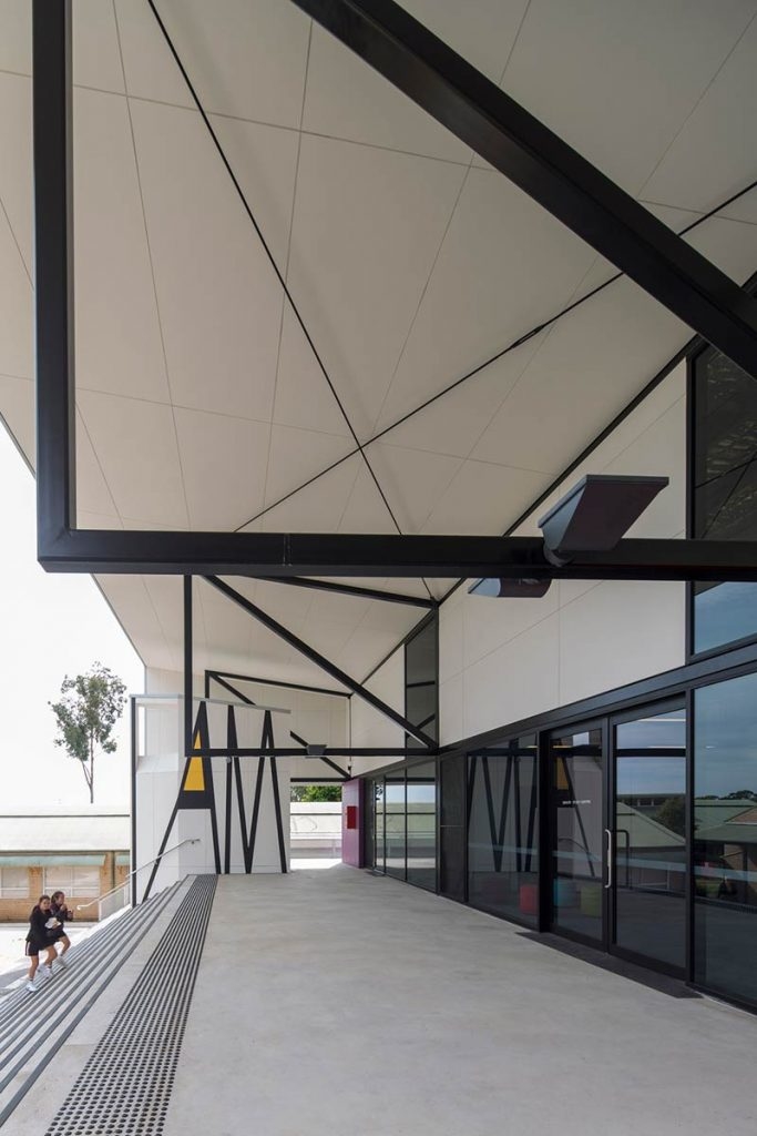Mamre Anglican School by day bukh architects