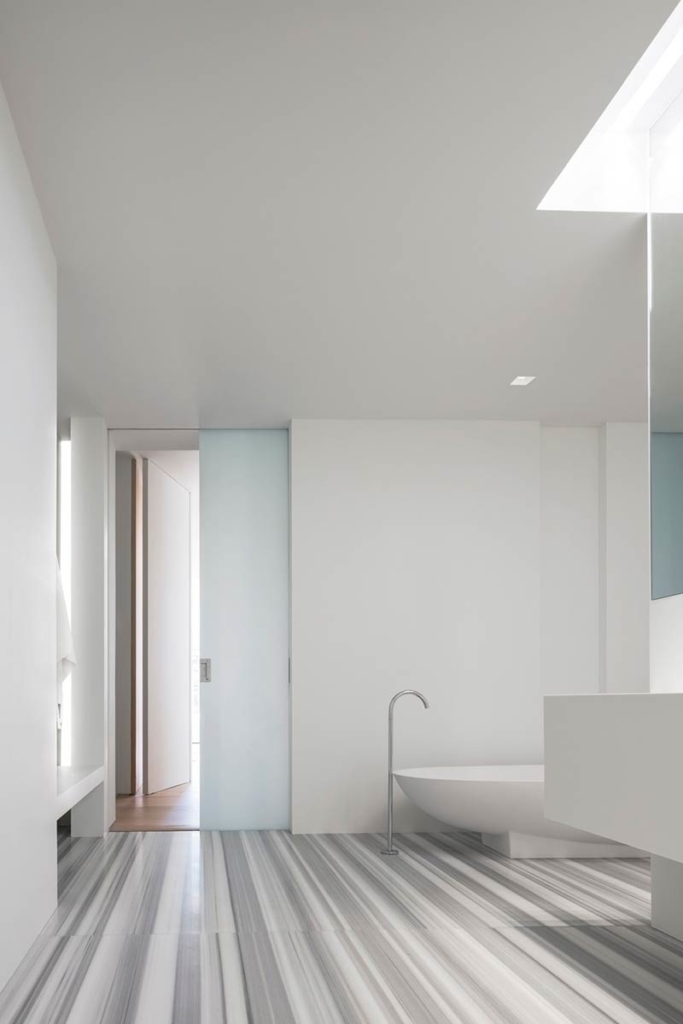 Photographer's Loft by Desai Chia Architecture PC