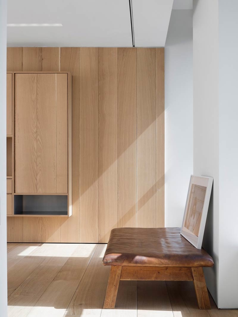 Photographer's Loft by Desai Chia Architecture PC