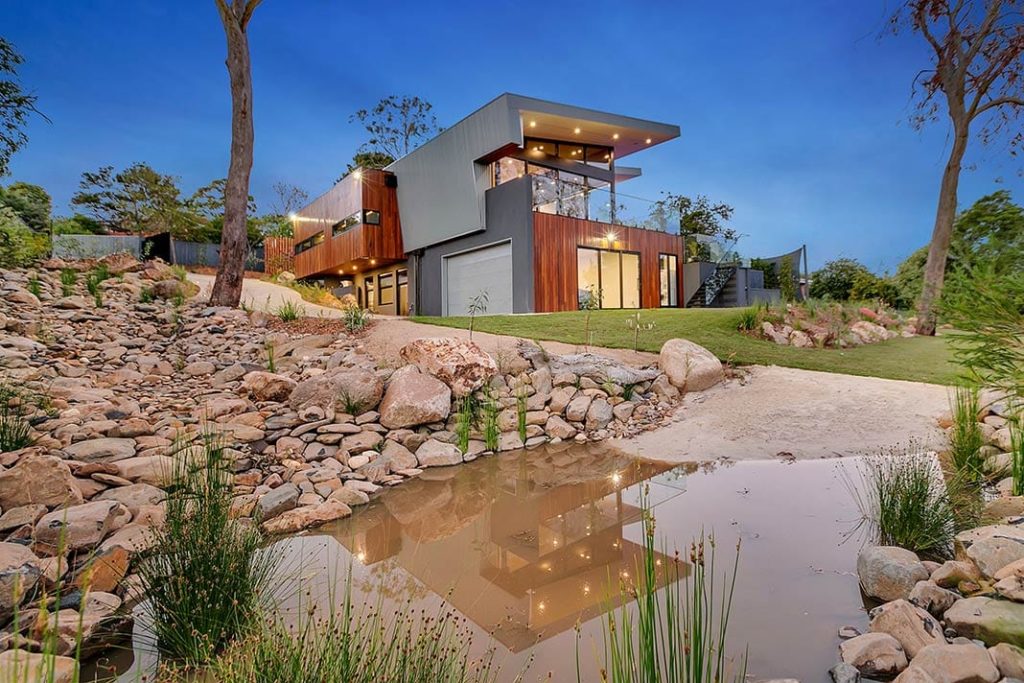 Overlooking the Moorooduc plains sits an impressive new home designed by Little Brick Studio