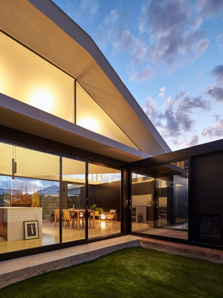 Tunnel House, Australia by MODO Architecture