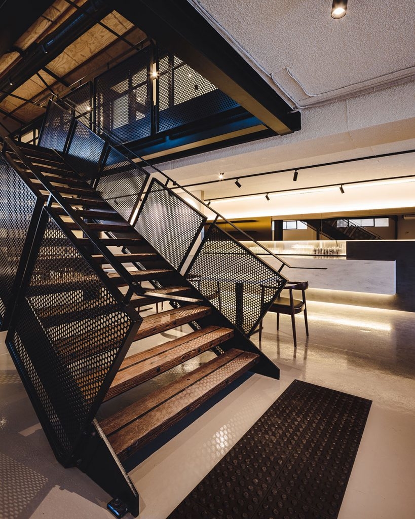 Colourful Yunnan "Peacock" by Rex Lin Architects