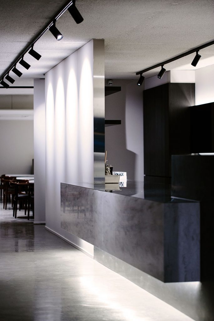 Colourful Yunnan "Peacock" by Rex Lin Architects