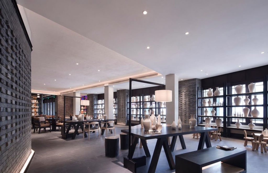 Pottery and Colored Glaze Workshop by Co-Direction Design