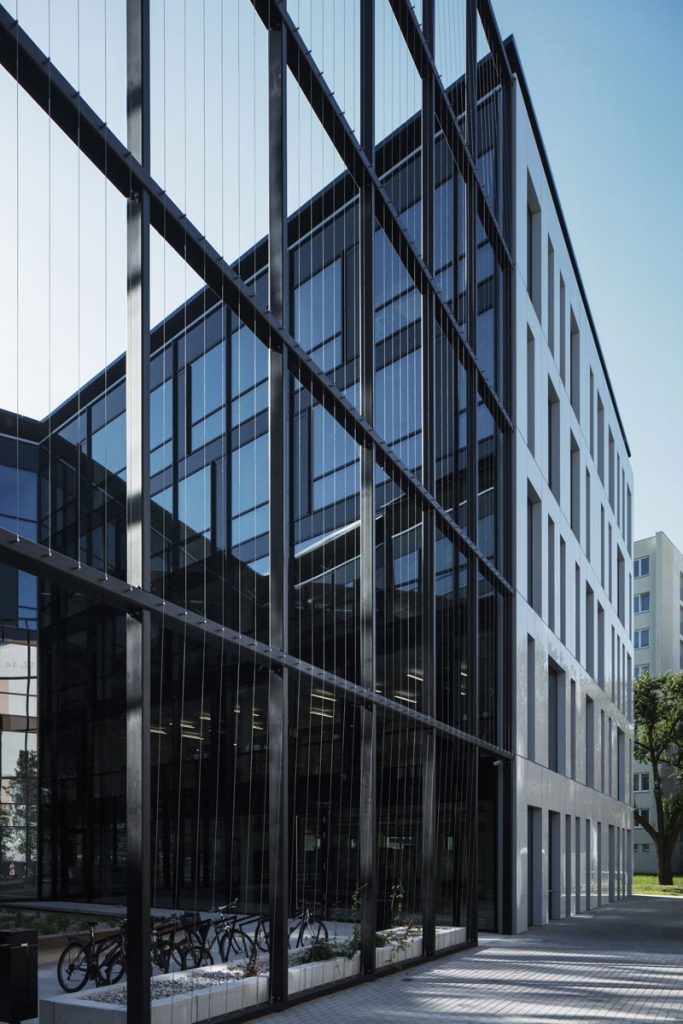 PIANO Office Center, Czech Republic by CMCARCHITECTS