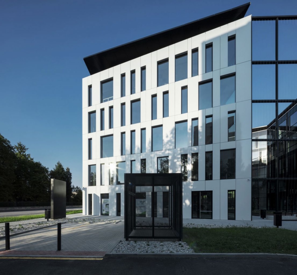 PIANO Office Center, Czech Republic by CMCARCHITECTS