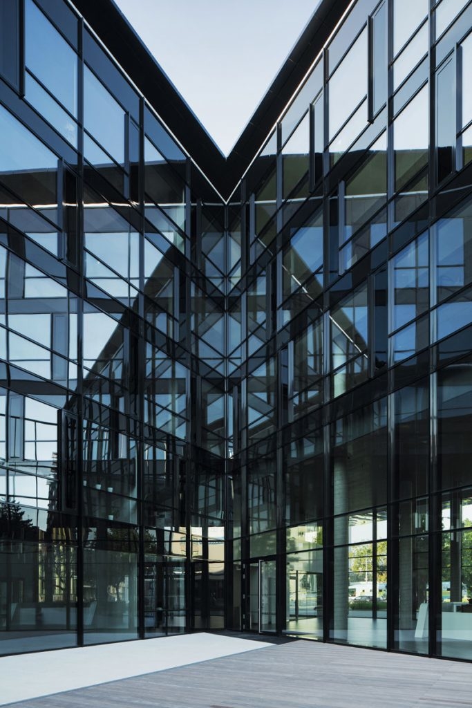 PIANO Office Center, Czech Republic by CMCARCHITECTS