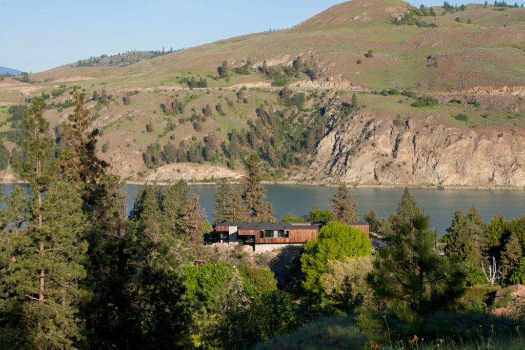Friesen Wong House, Canada by D'Arcy Jones Architects