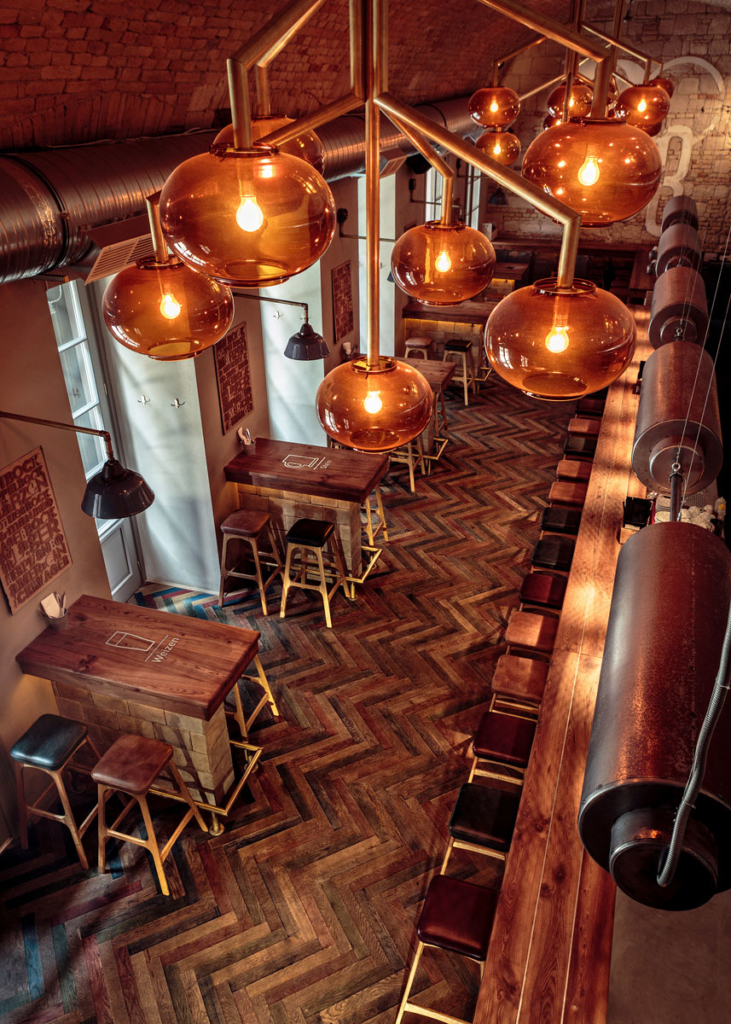 Dob3, a beer and whisky bar by 81font