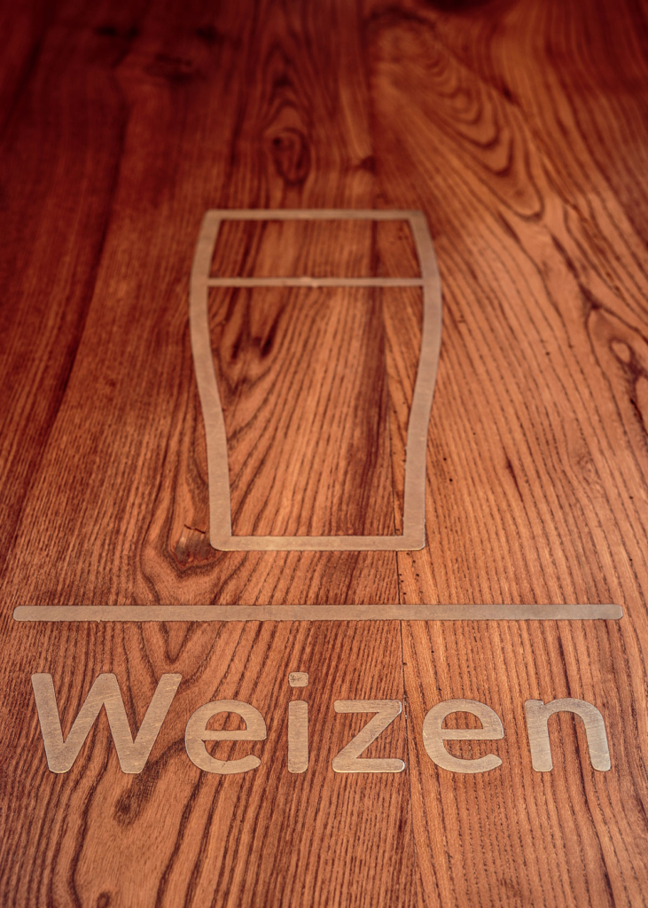 Dob3, a beer and whisky bar by 81font