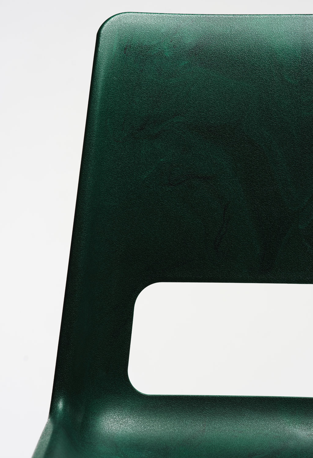 S-1500: A Chair Made from Recycled Plastic from the North of Norway