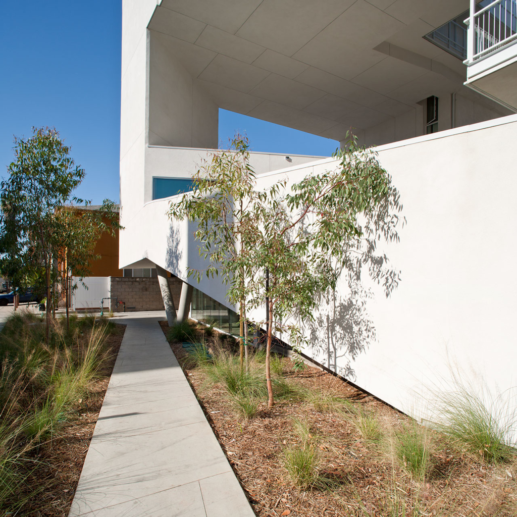 The SIX Veterans Housing by Brooks + Scarpa