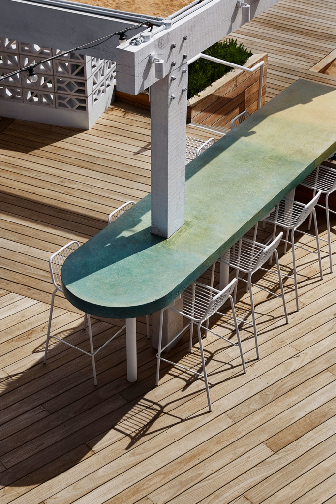 Custom Concrete / Sebastian Beach Bar & Grill by Ewert Leaf