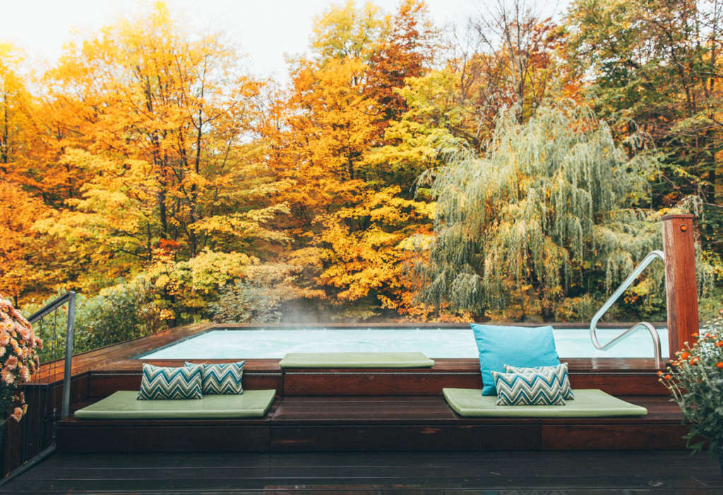 The Pavillon Ouest: a New Relaxation Space at BALNEA spa + réserve thermale Bromont, Canada