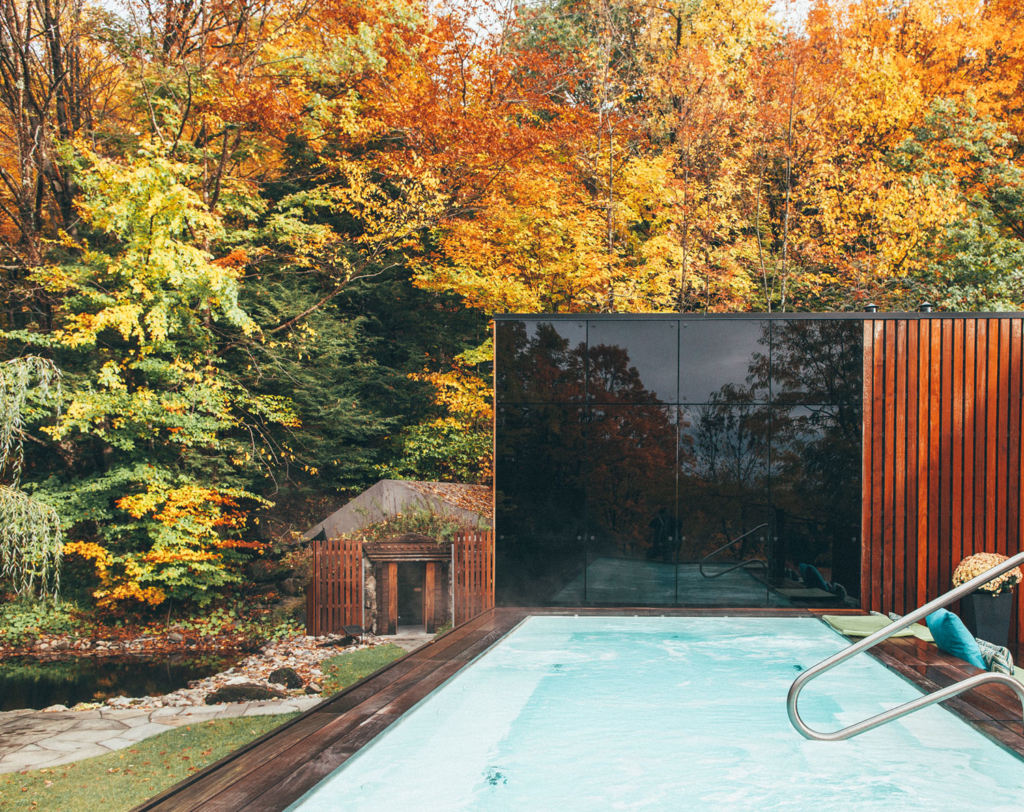 The Pavillon Ouest: a New Relaxation Space at BALNEA spa + réserve thermale Bromont, Canada
