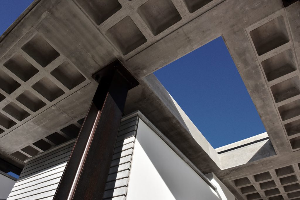 odD House 1.0 in Ecuador by odD+ Architects