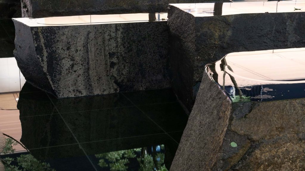 Apple Xinyi A13 by Foster + Partners