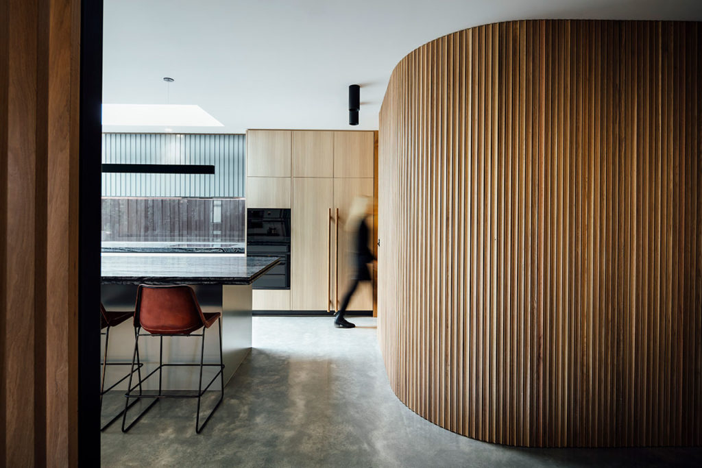 Triple Fronted Revival / Pleysier Perkins Architects