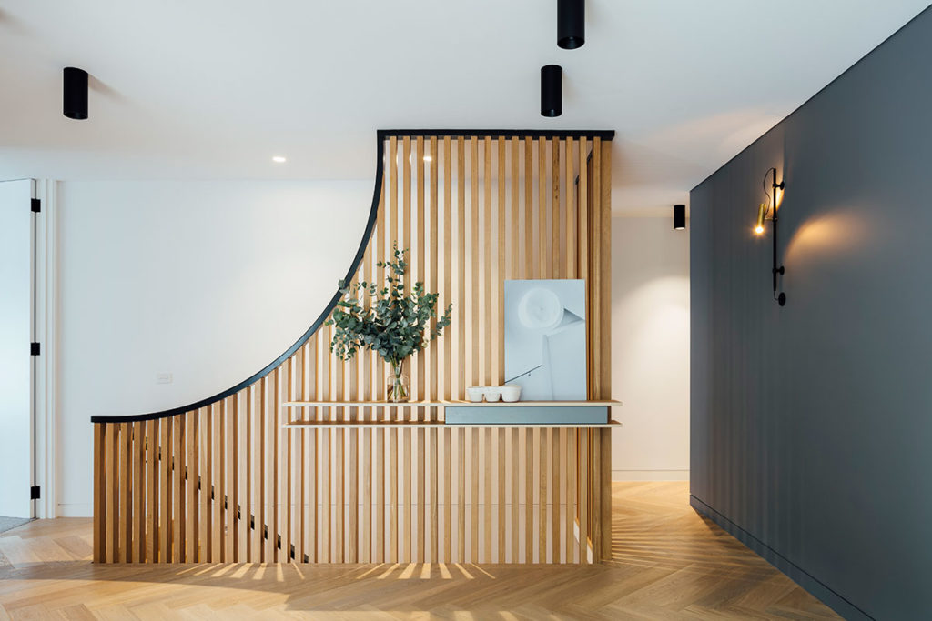 Triple Fronted Revival / Pleysier Perkins Architects