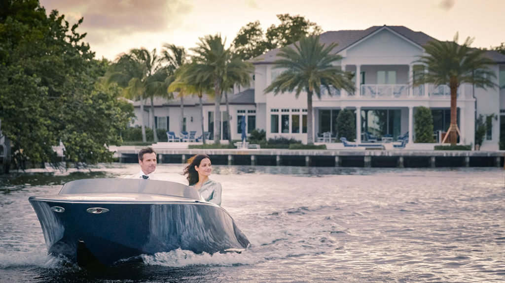 Beau Lake introduces the Tahoe ’14 and Lugano ’14 Electric Boats