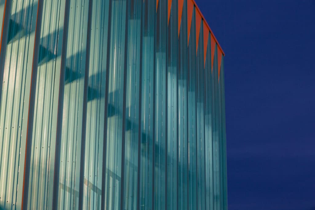 Project Showrooms N3 / De Siún Architects