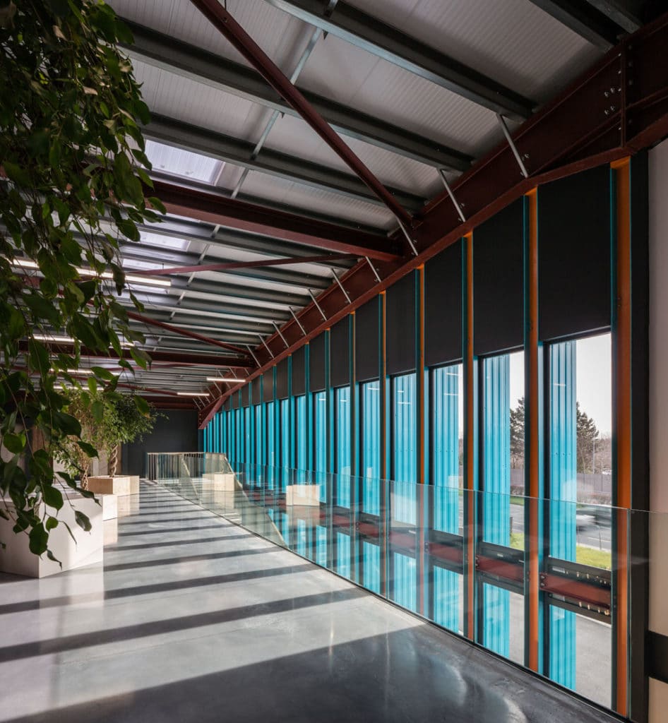 Project Showrooms N3 / De Siún Architects