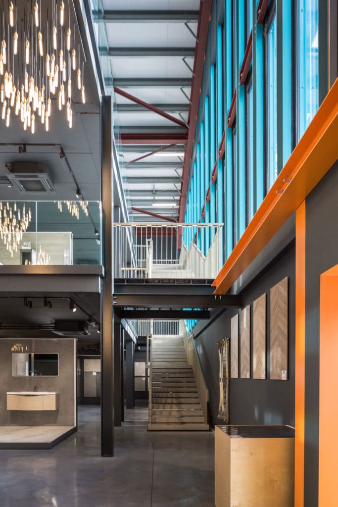 Project Showrooms N3 / De Siún Architects