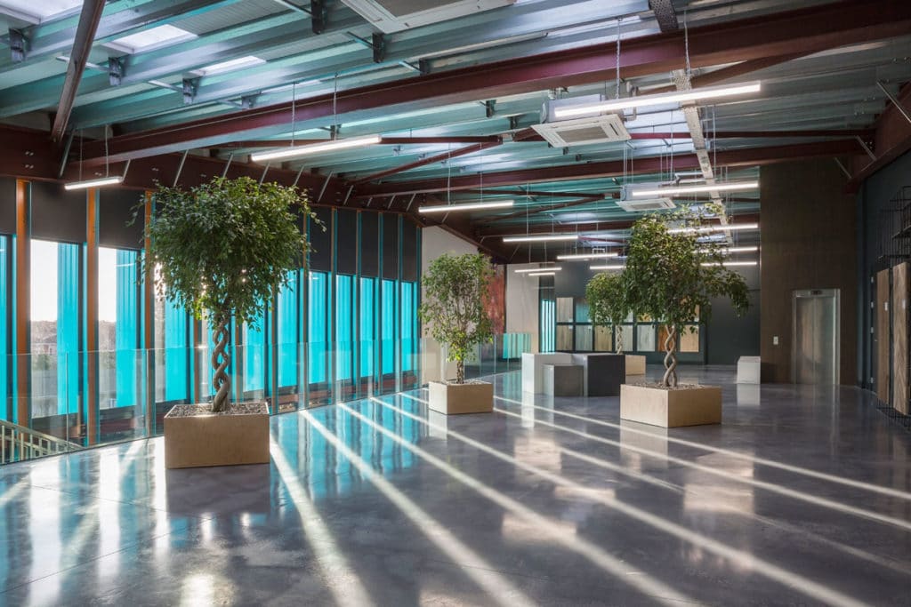 Project Showrooms N3 / De Siún Architects