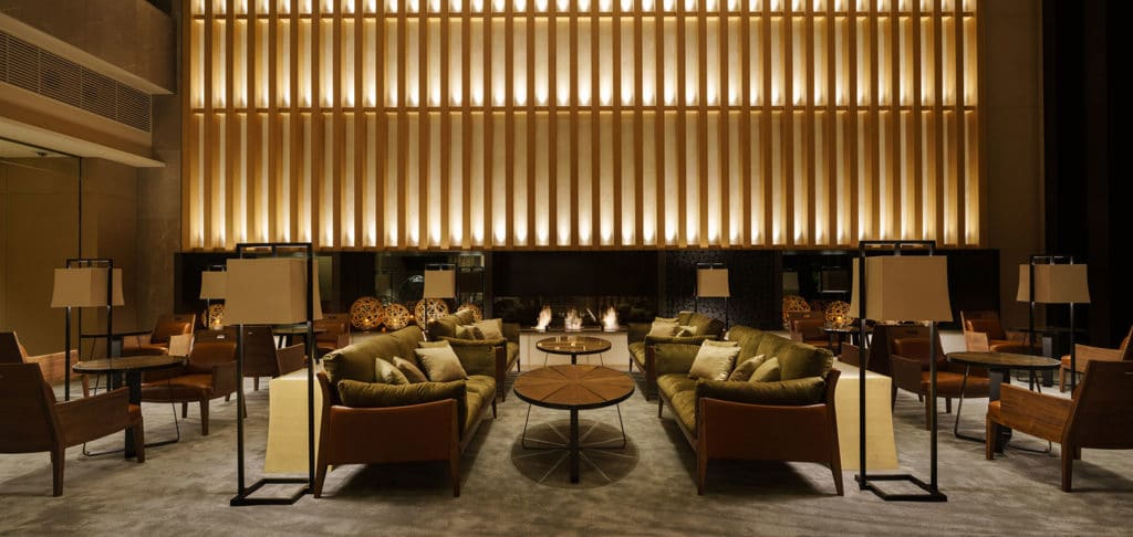 Four Seasons Hotel Kyoto " Brasserie " / Kokaistudios