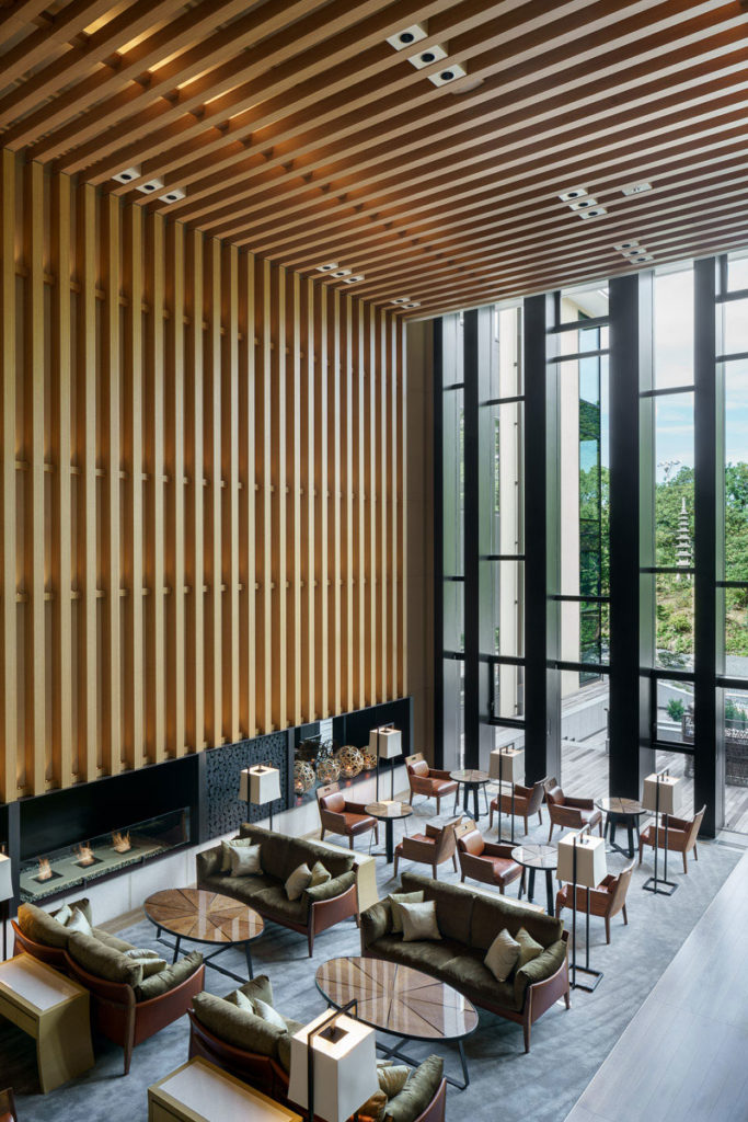 Four Seasons Hotel Kyoto " Brasserie " / Kokaistudios
