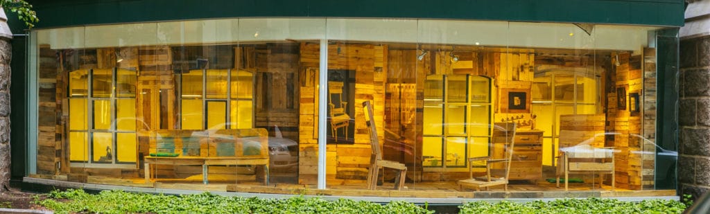 Interior with Amenities - Olivier Moisan Dufour (Québec)