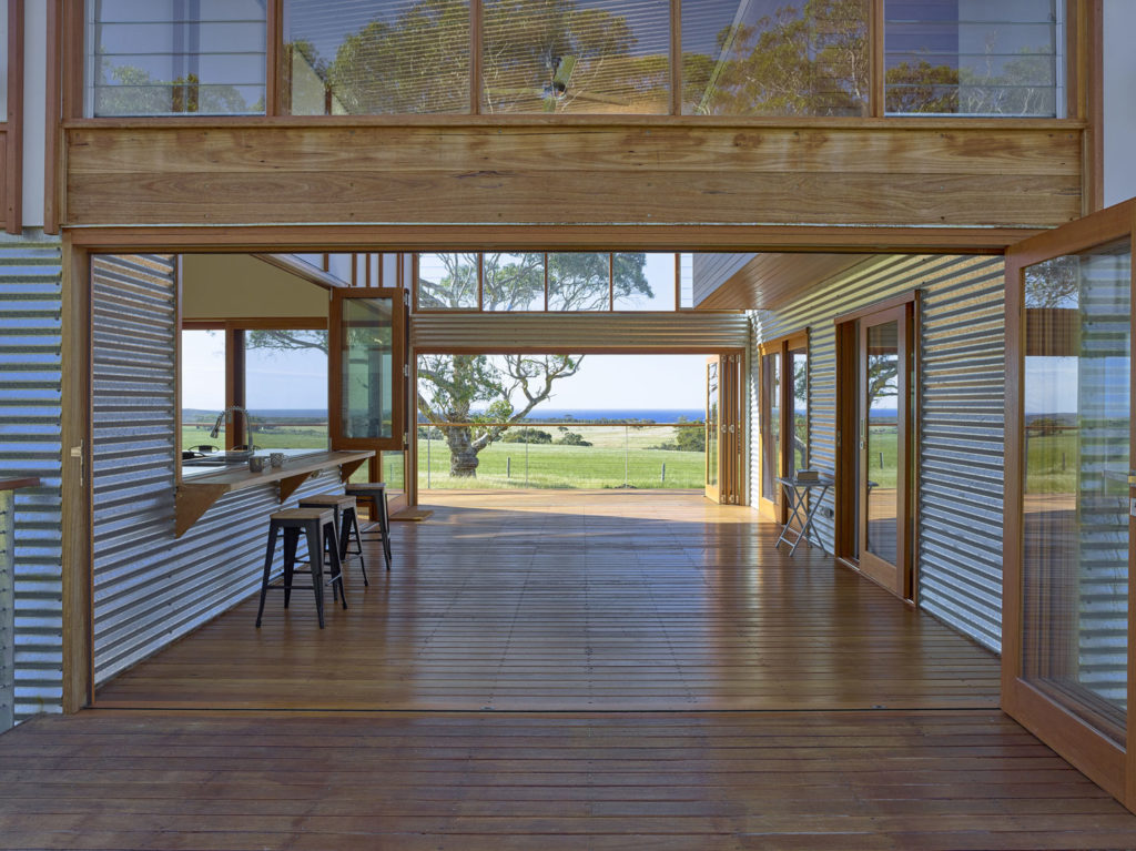 Waitpinga Retreat by Mountford Williamson Architecture