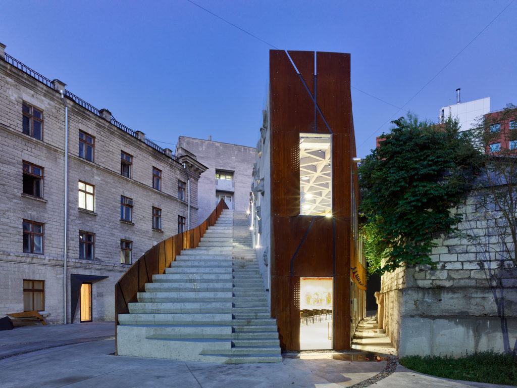 ARTCOR Creative Center by Maxim Calujac