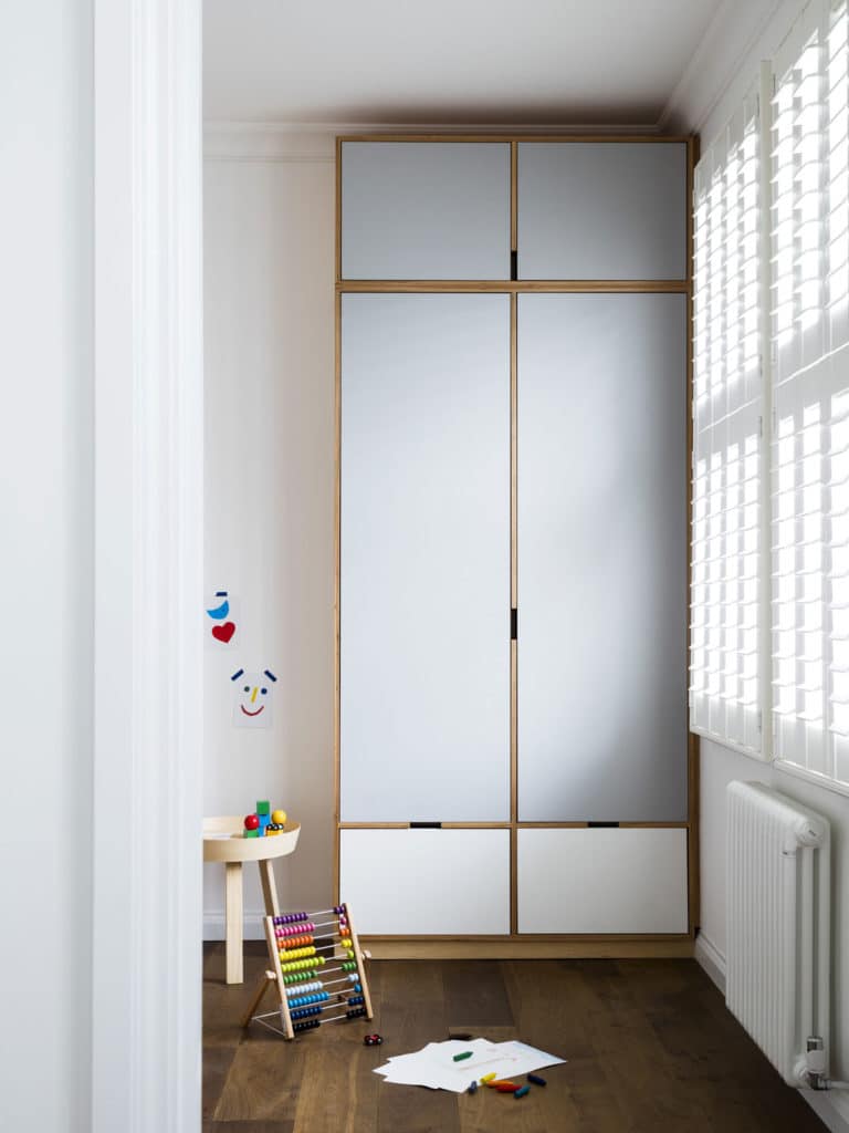 Elfort Road House by Amos Goldreich Architecture