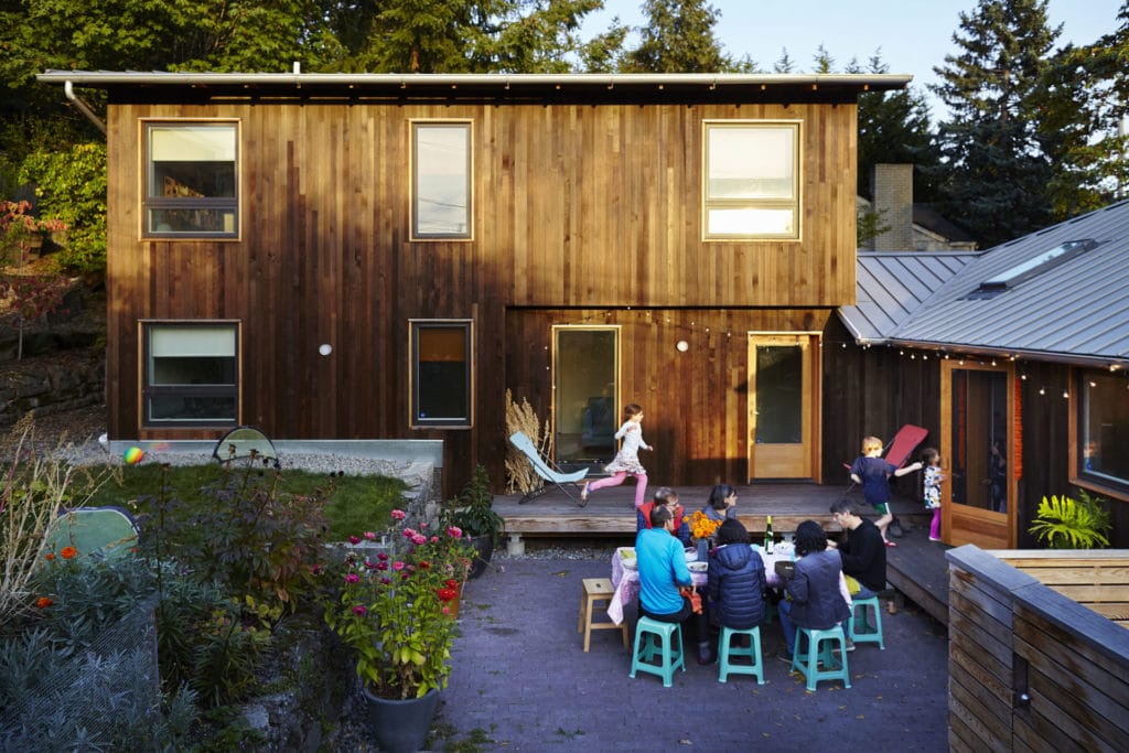 Central Area Home by Fivedot