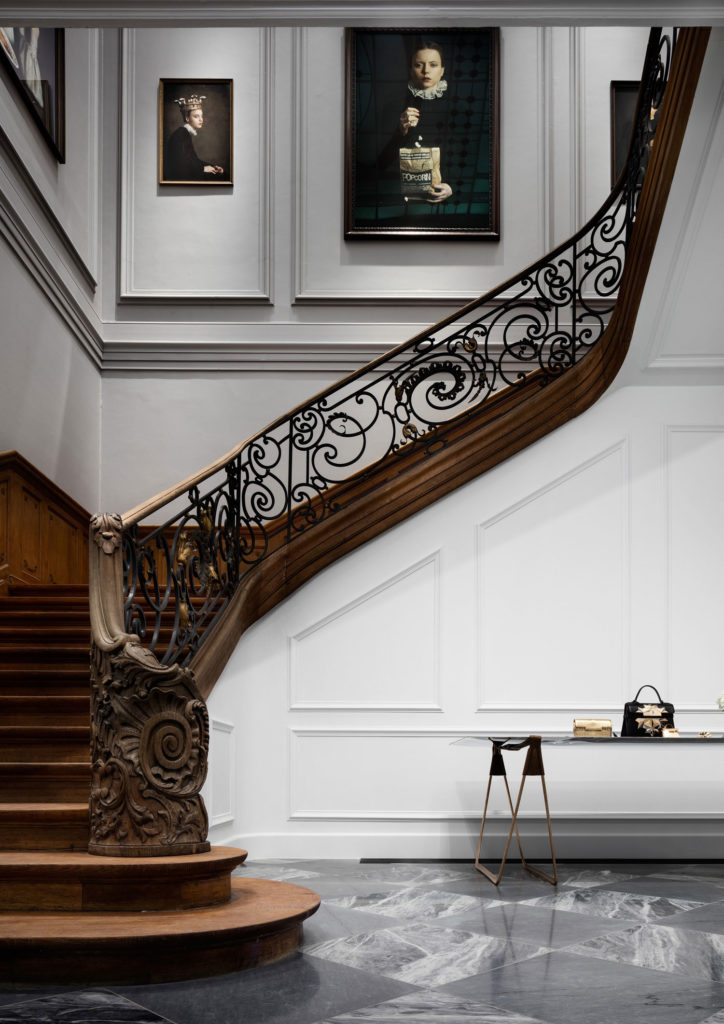 Delvaux presents “Le 27” in Brussels, much more than a boutique