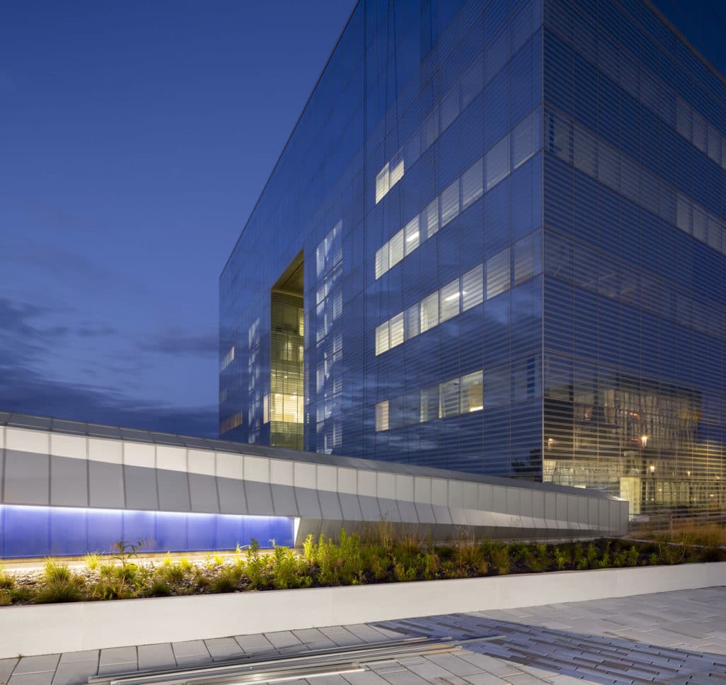 Sciences Complex at the MIL Campus of the Université de Montréal, a transformative social project