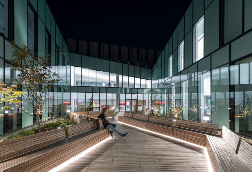University of Cincinnati’s Business School by Henning Larsen
