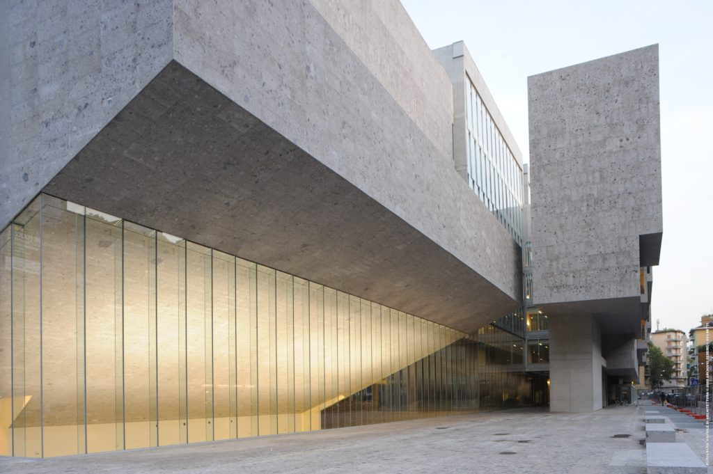 Universita Luigi Bocconi